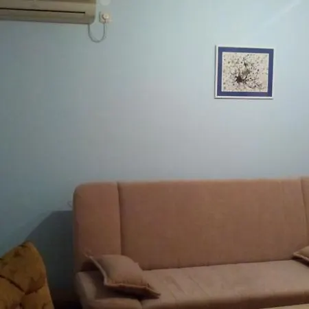 Edith Apartament *